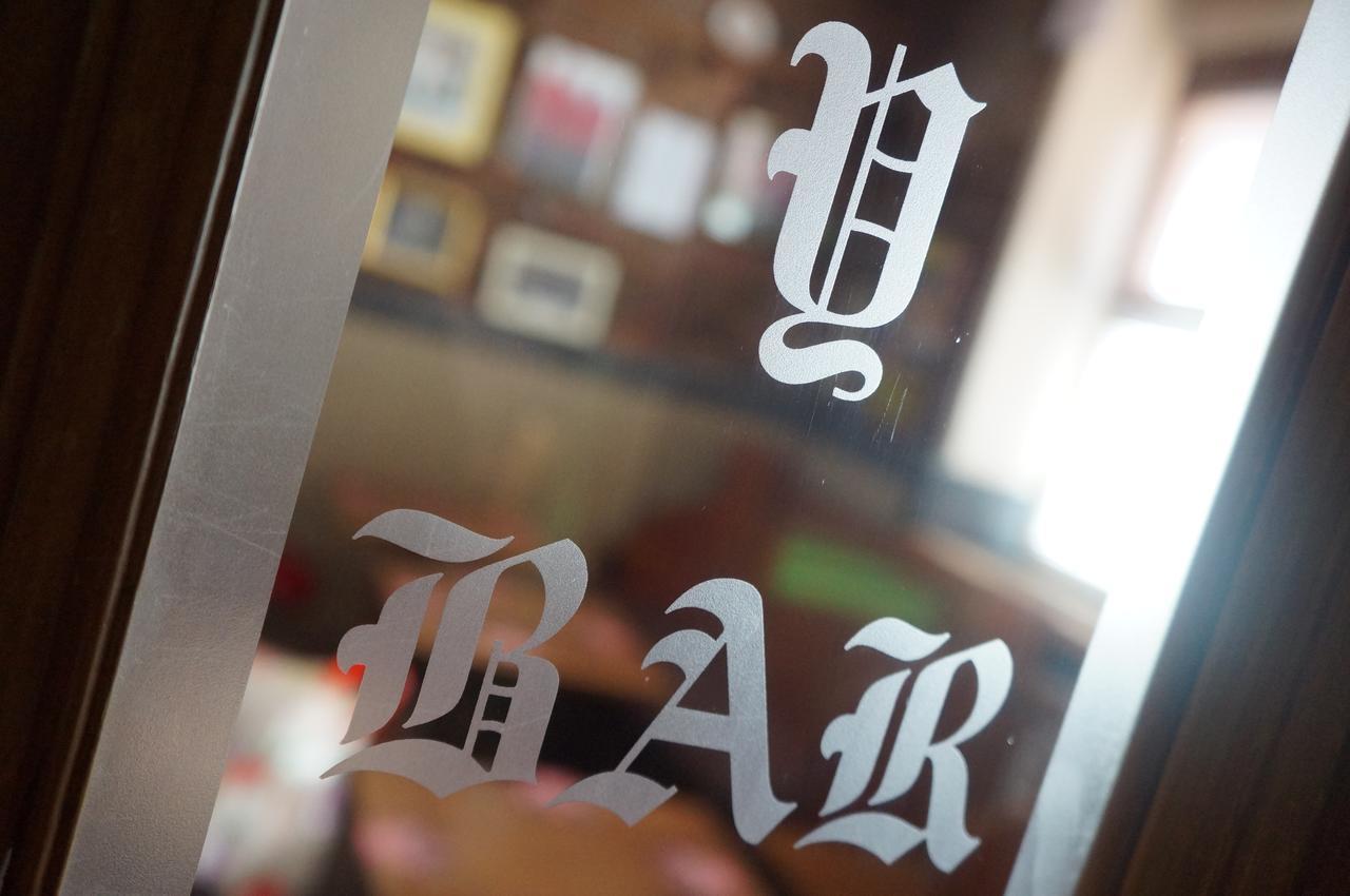 ホテル Kings Head Capel Hendre エクステリア 写真